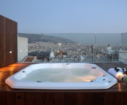 hotel jacuzzi design, periscope