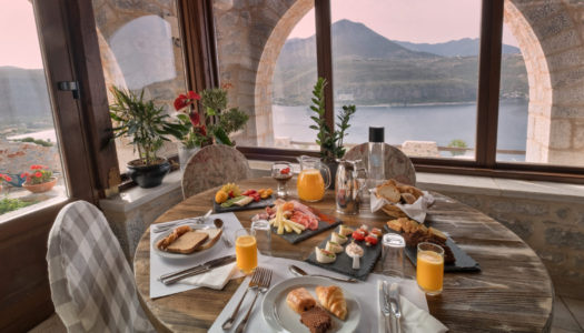 Hotel Breakfast Ideas: 5 Greek Hotels with traditional breakfast buffets!