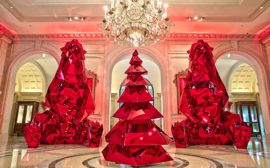 Hotel Christmas Decoration: How to make your property stand out ...