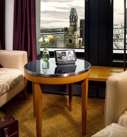 hotel-sales-with-modern-technology